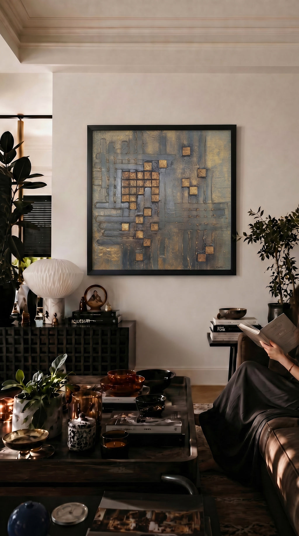 Siyah çerçeveli kanvas tablo, modern iç mekânlara karakter kazandıran AURA Gallery soyut duvar tablosu, premium mat baskı ve zarif çerçeve tasarımı.